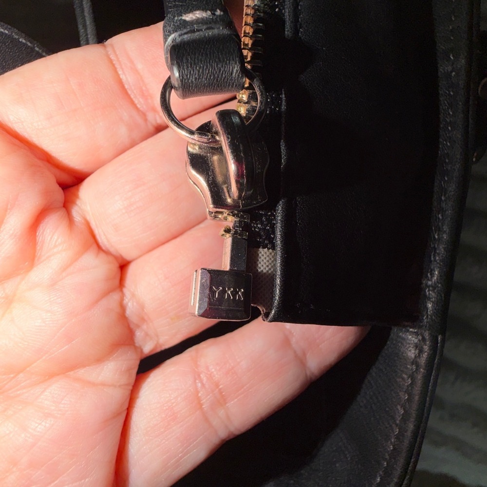 Coach Hampton Vintage Black Leather Tote Bag Buckle Shoulder Bag F11201 - Picture 4 of 14